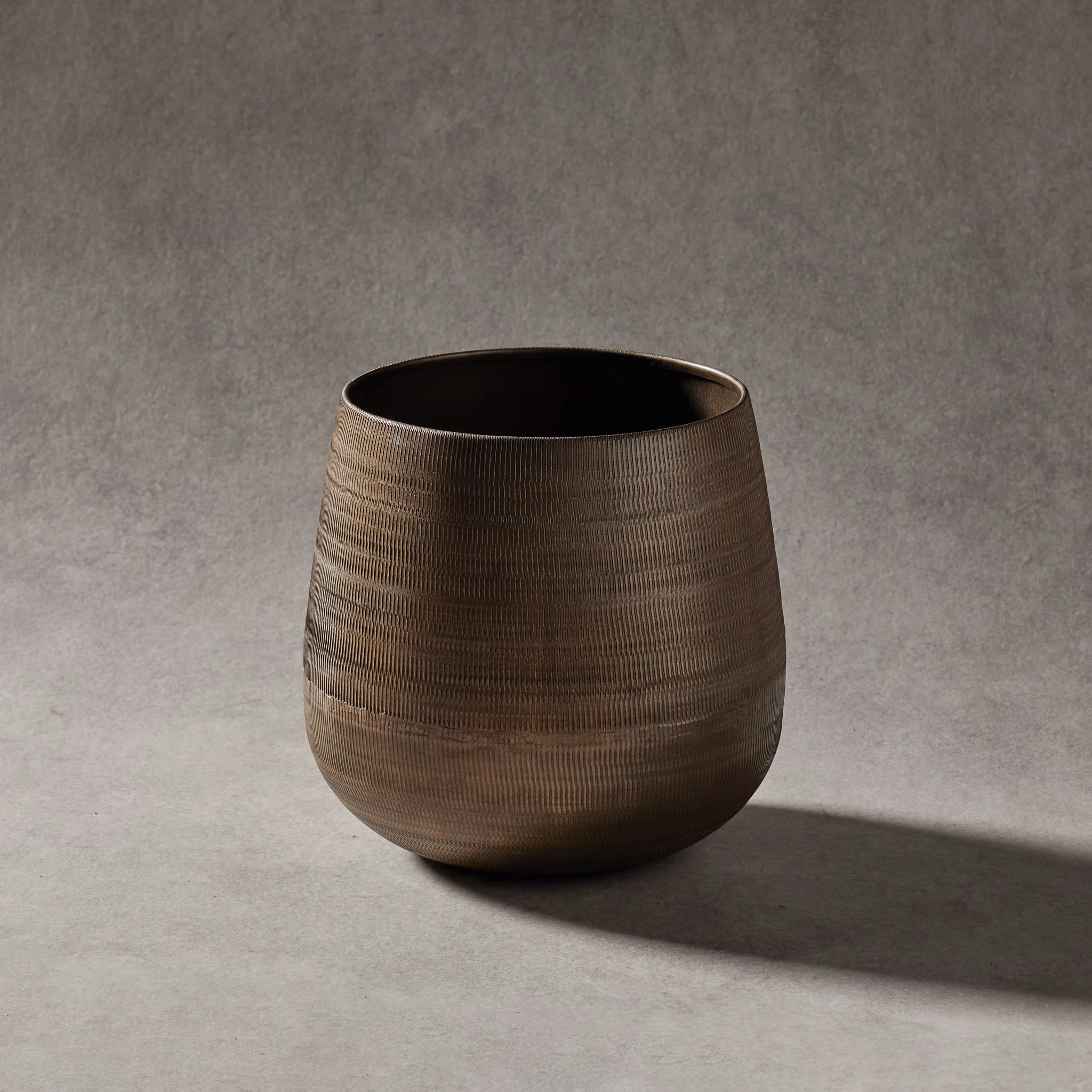 Ammi Pot