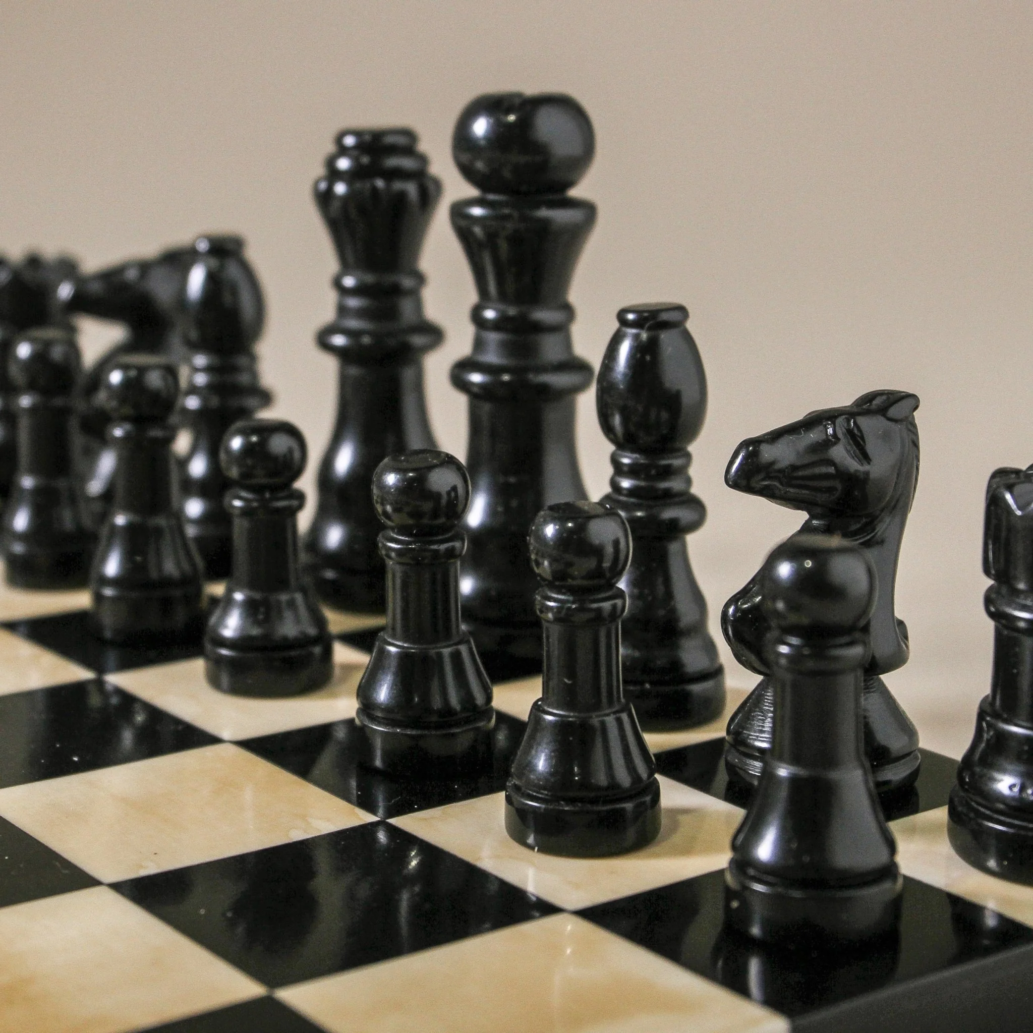Arden Chess Board Game - Image 3