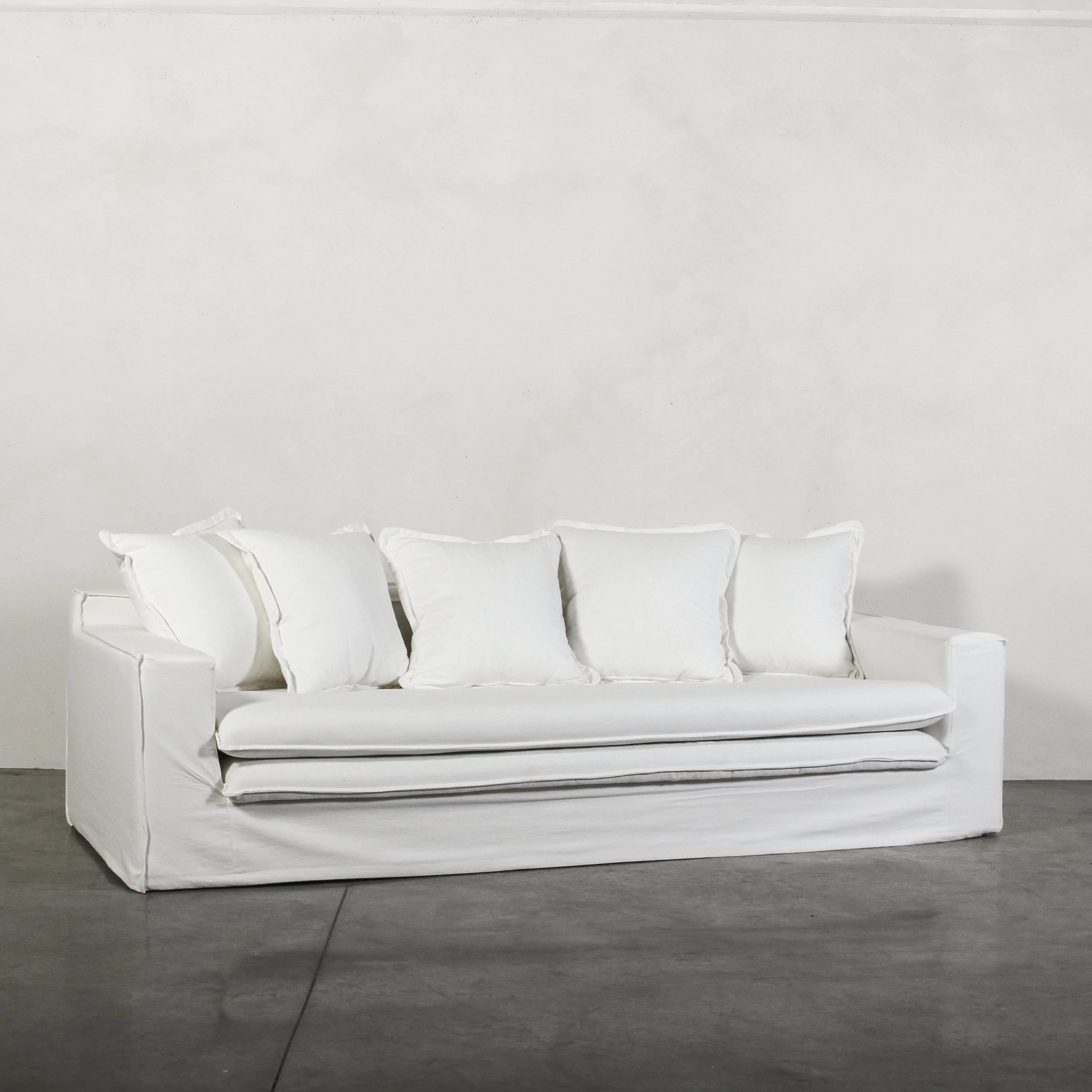 Cape Cod Sofa White - Image 9