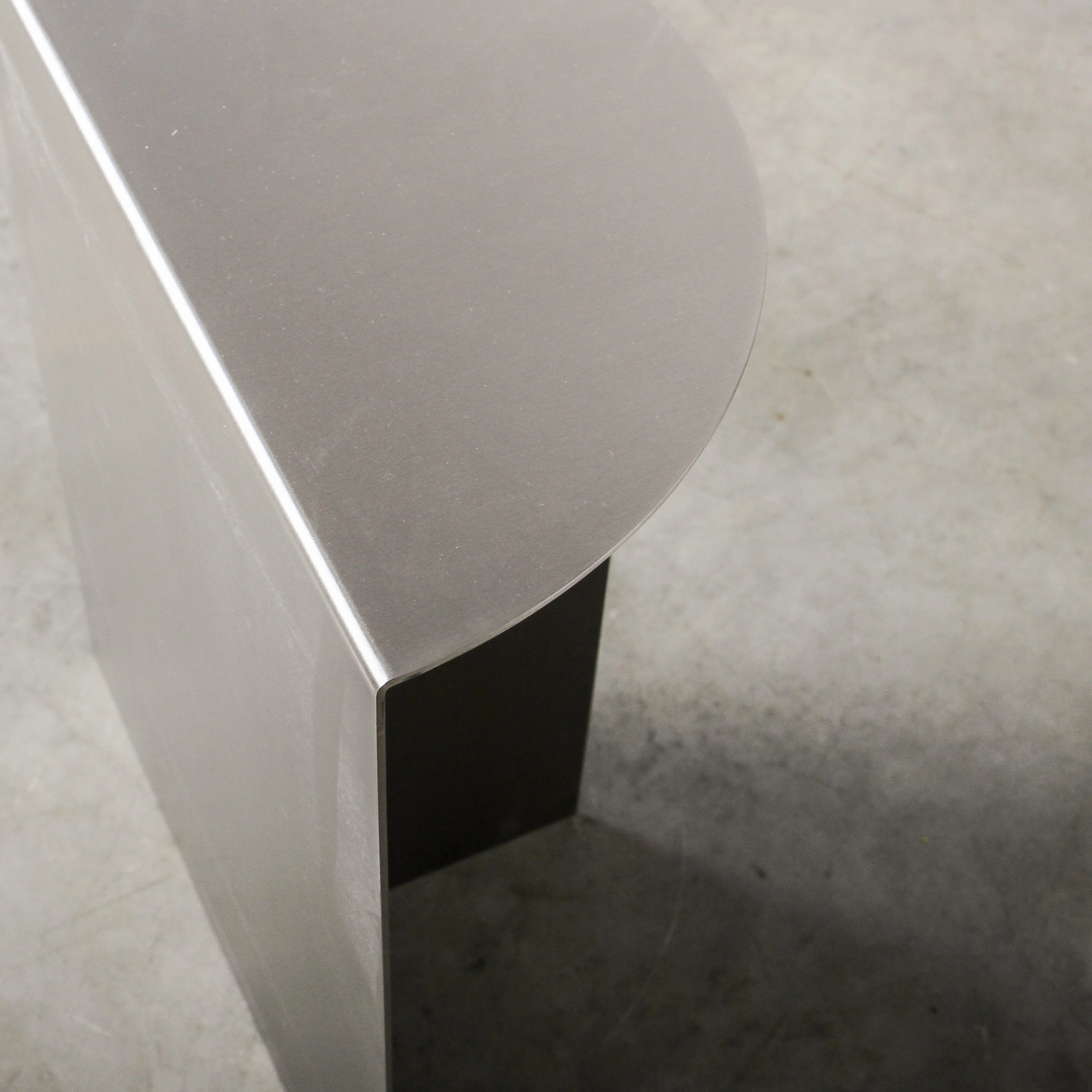 Centro Side Table - Image 20