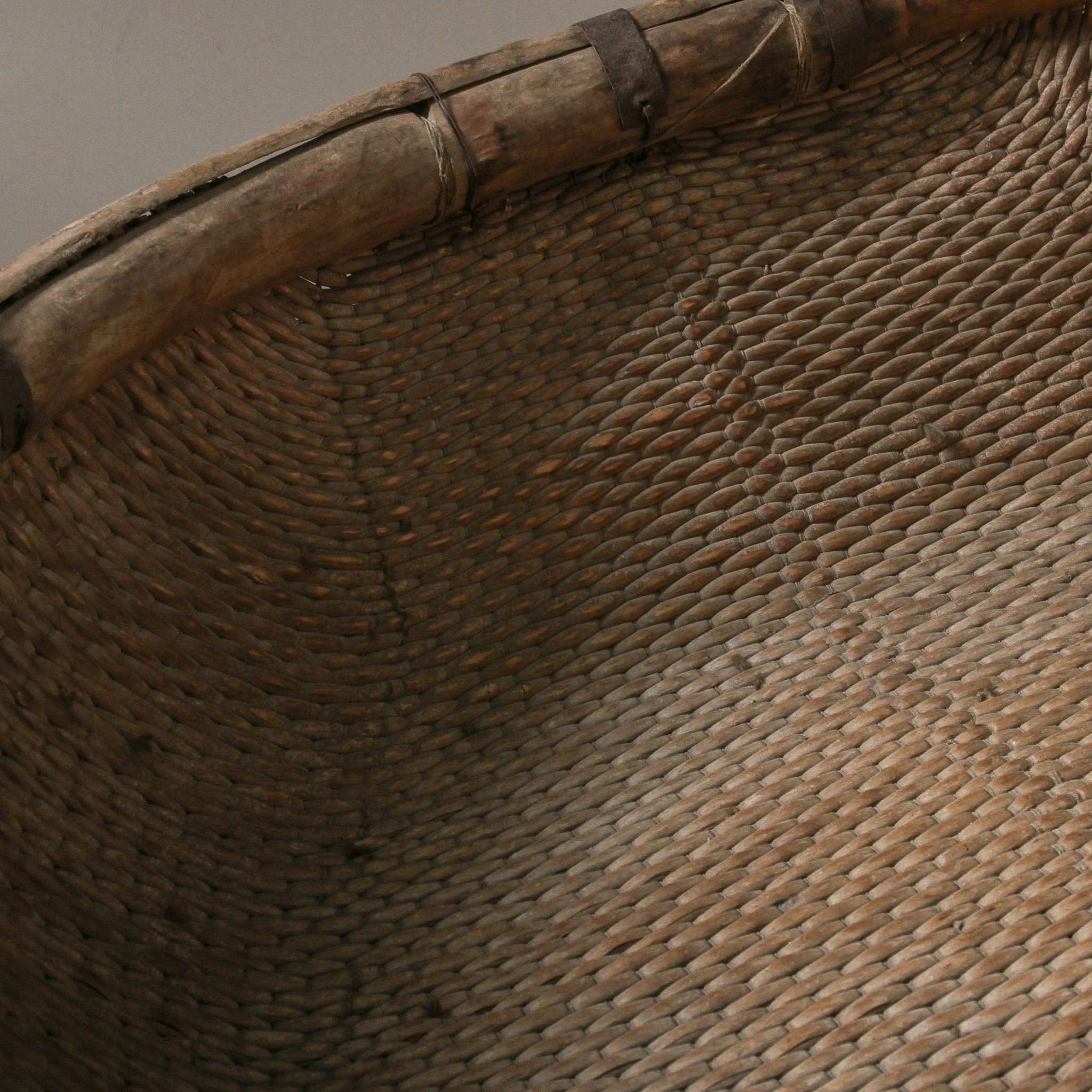 Chinese Willow Grain Tray - Image 5
