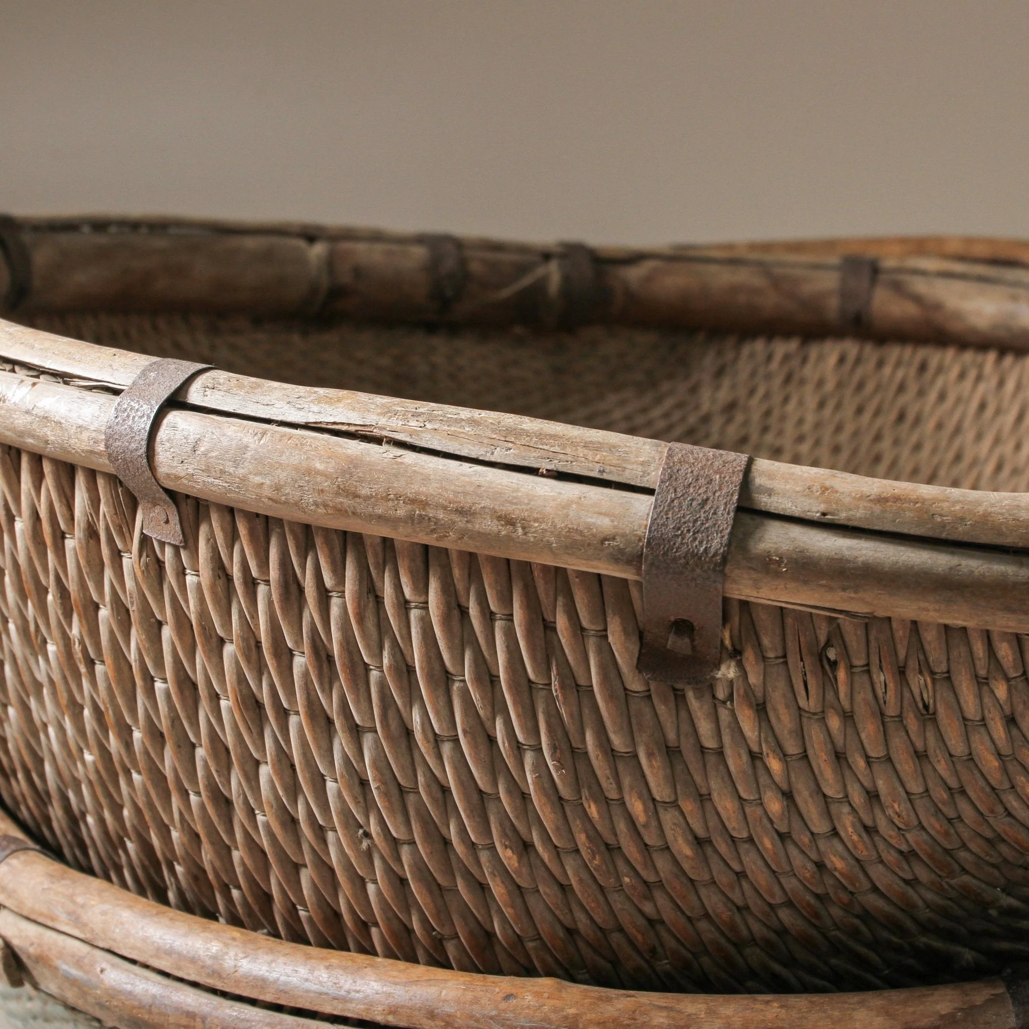 Chinese Willow Grain Tray - Image 6