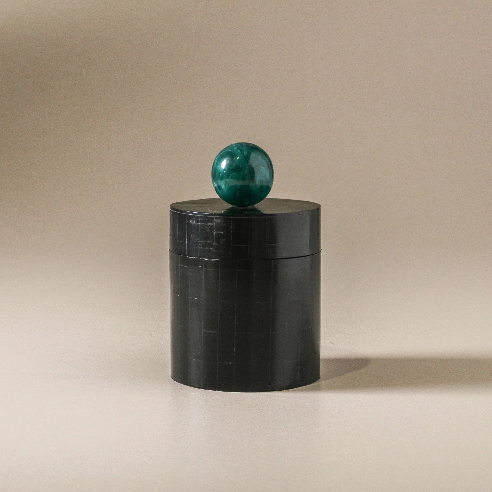 Clea Round Resin Canister