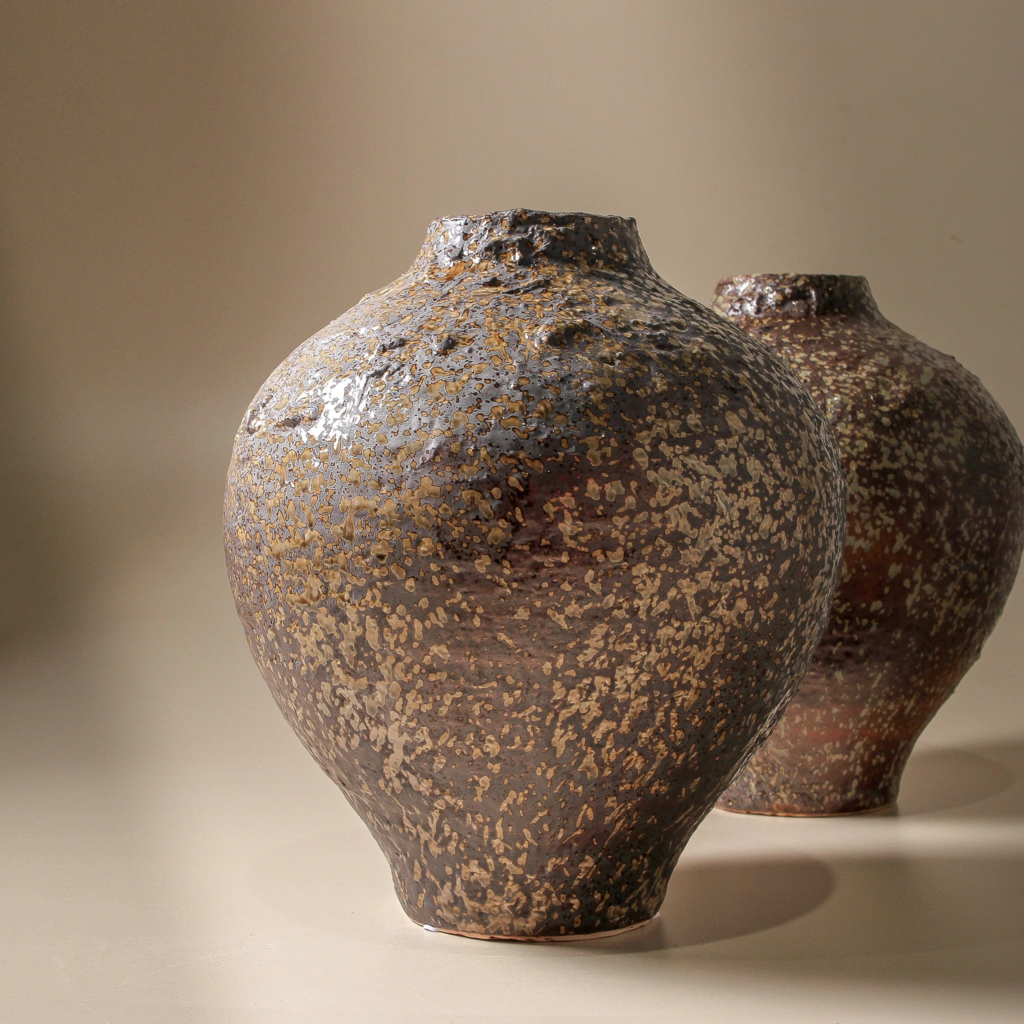 Encrusted Vase - Image 4