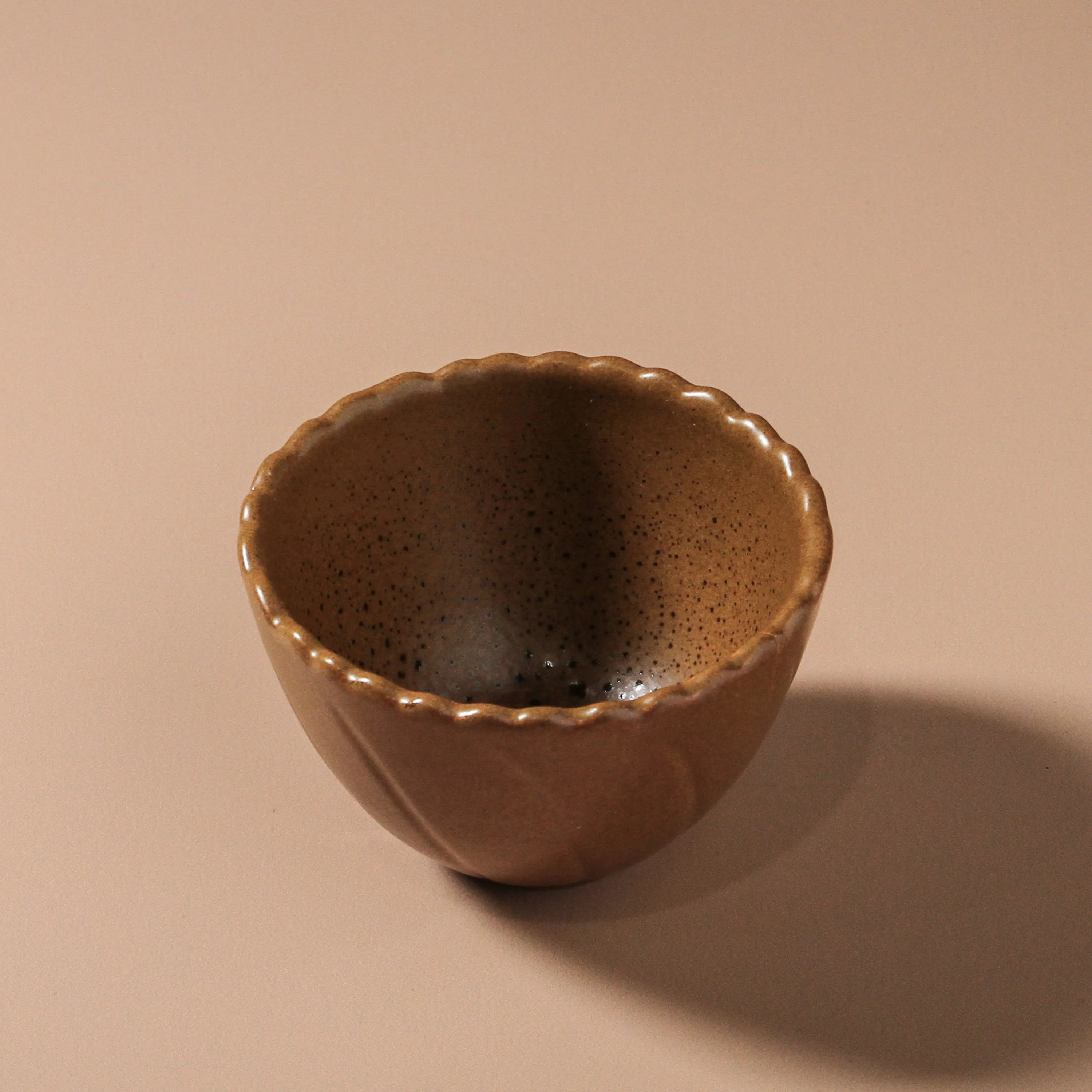 Magnus Scalloped Bowl - Image 3