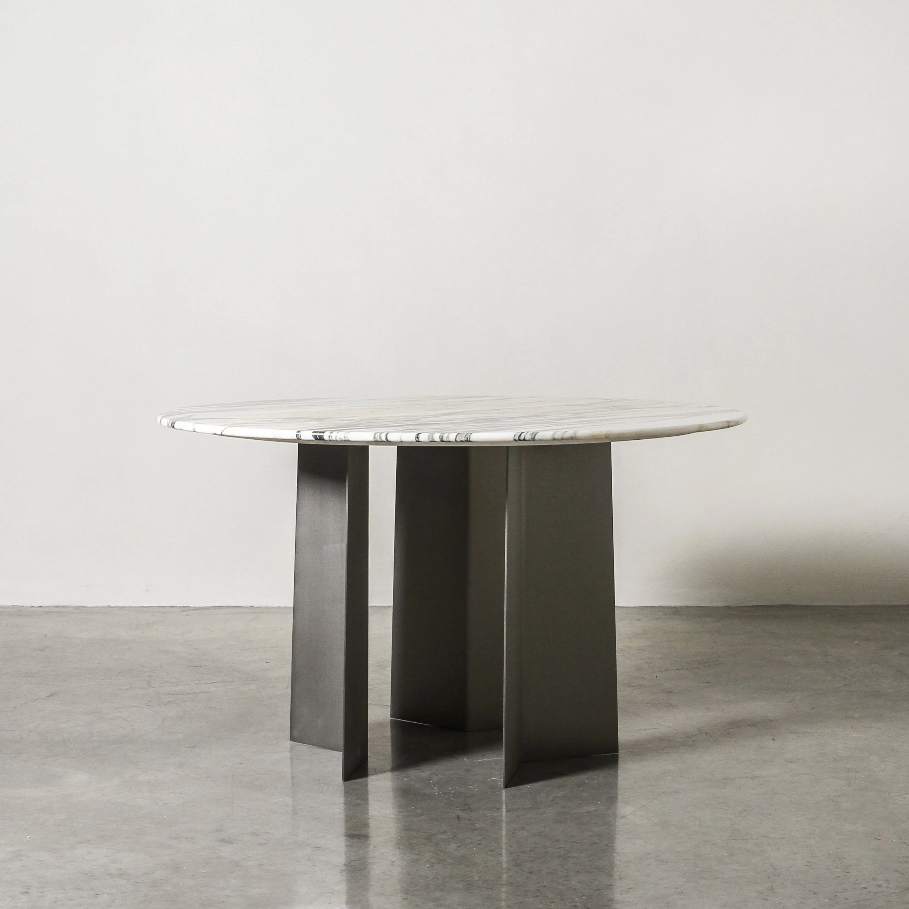 Majesty Dining Table Marble - Image 3