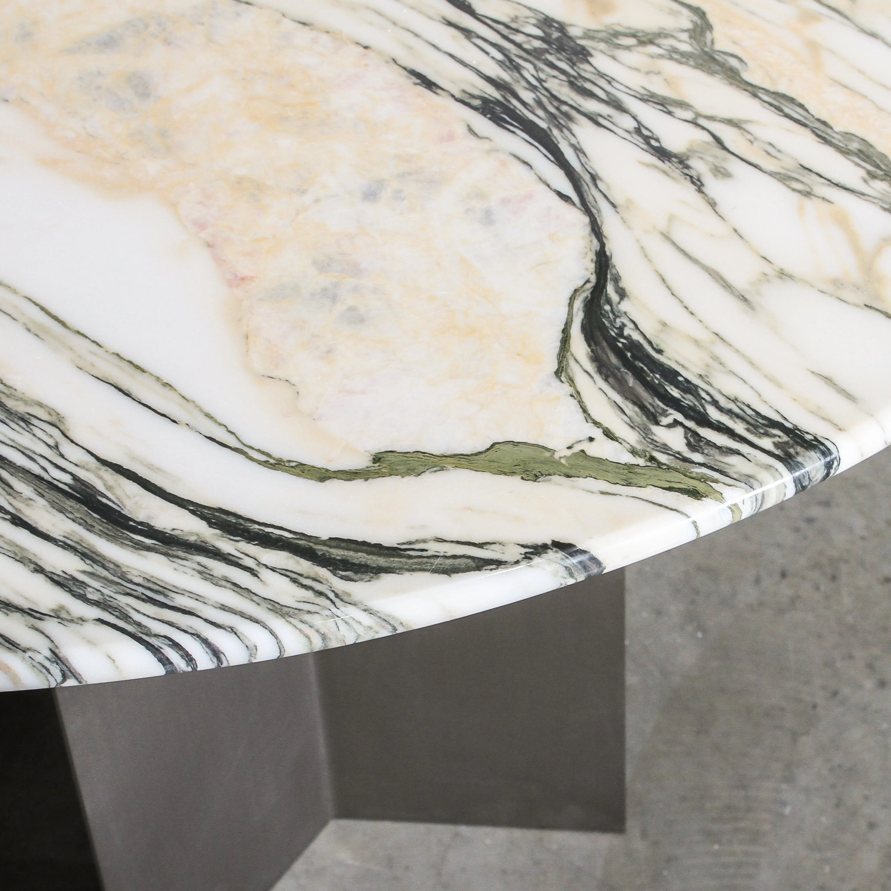 Majesty Dining Table Marble - Image 8
