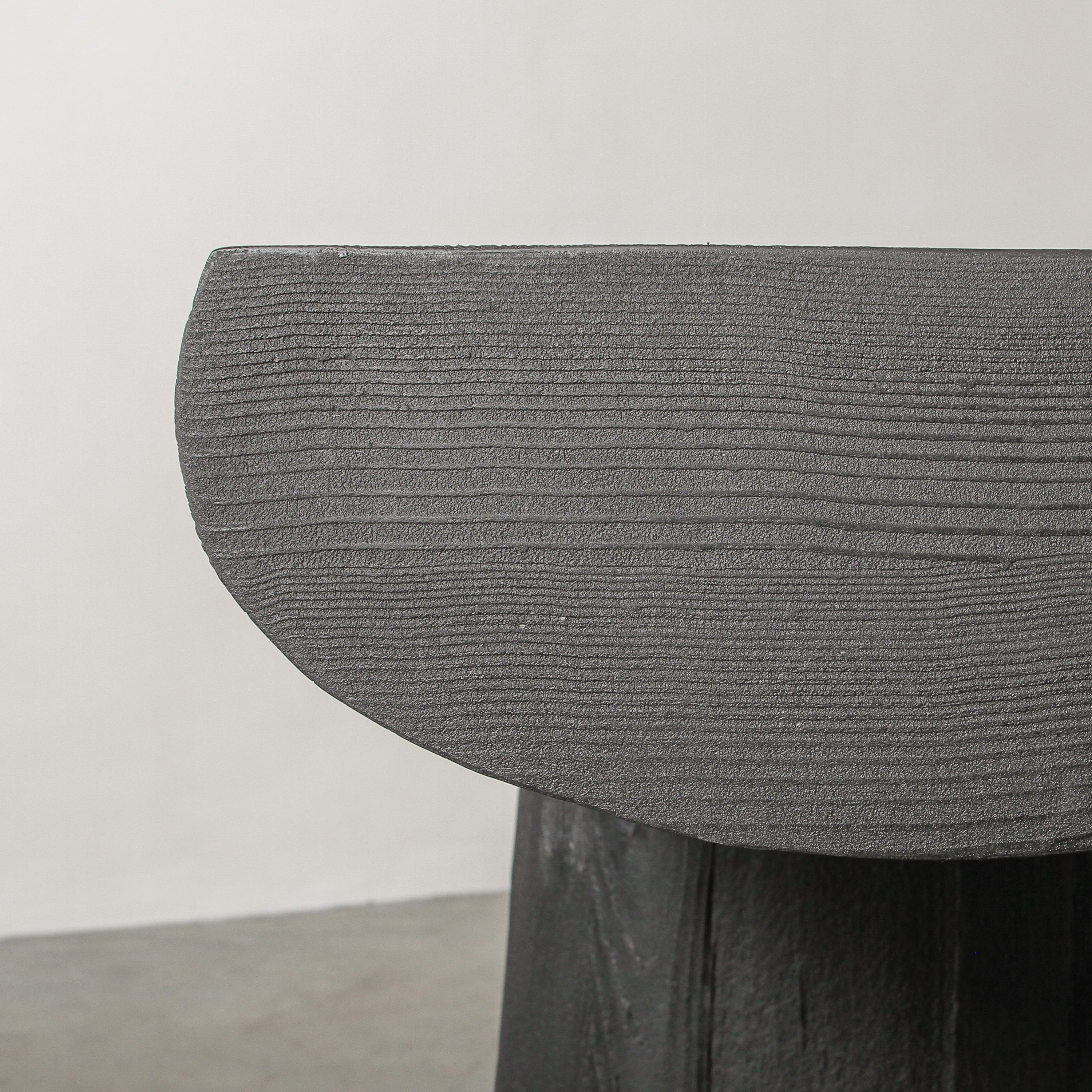Moderna Console - Image 5