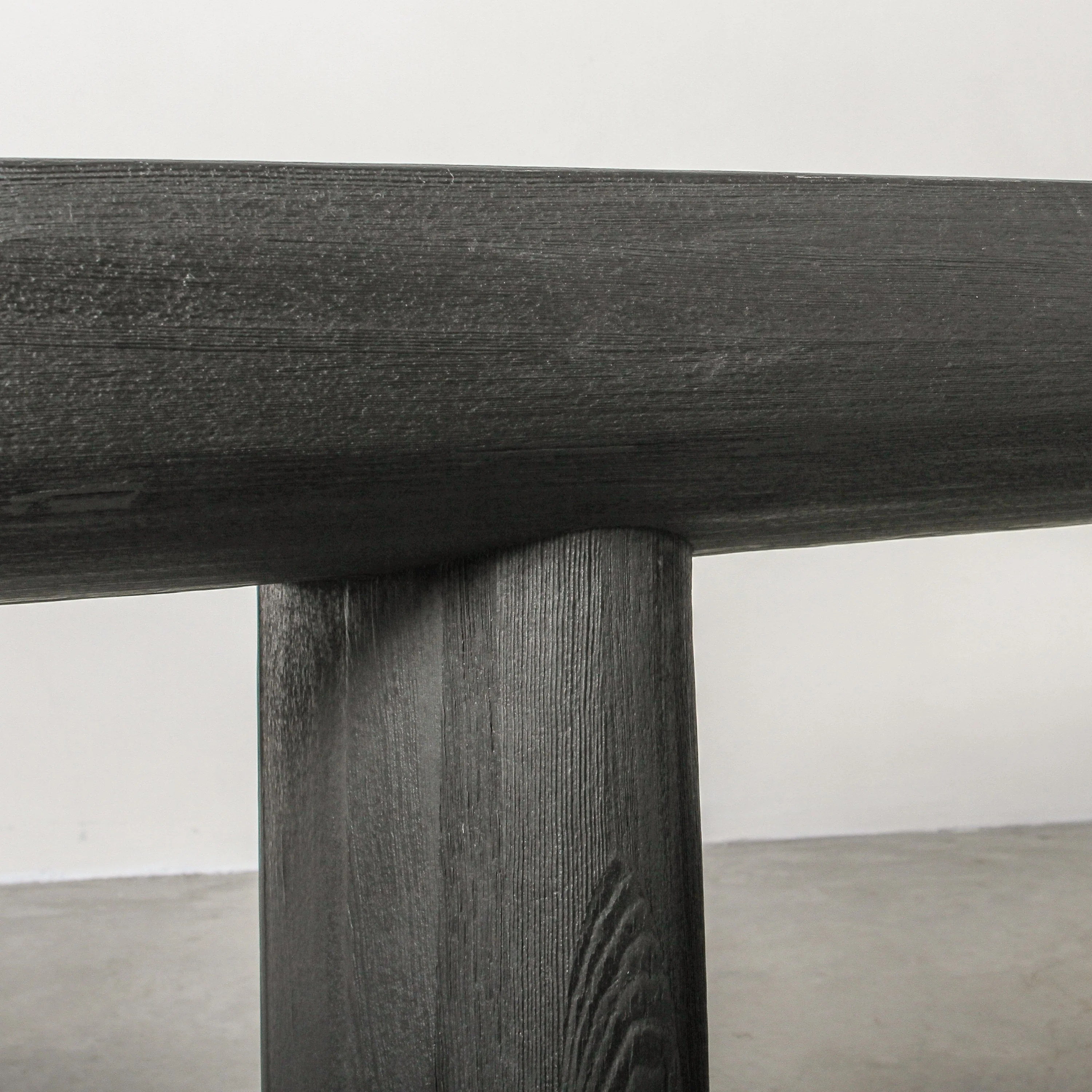 Moderna Console - Image 6