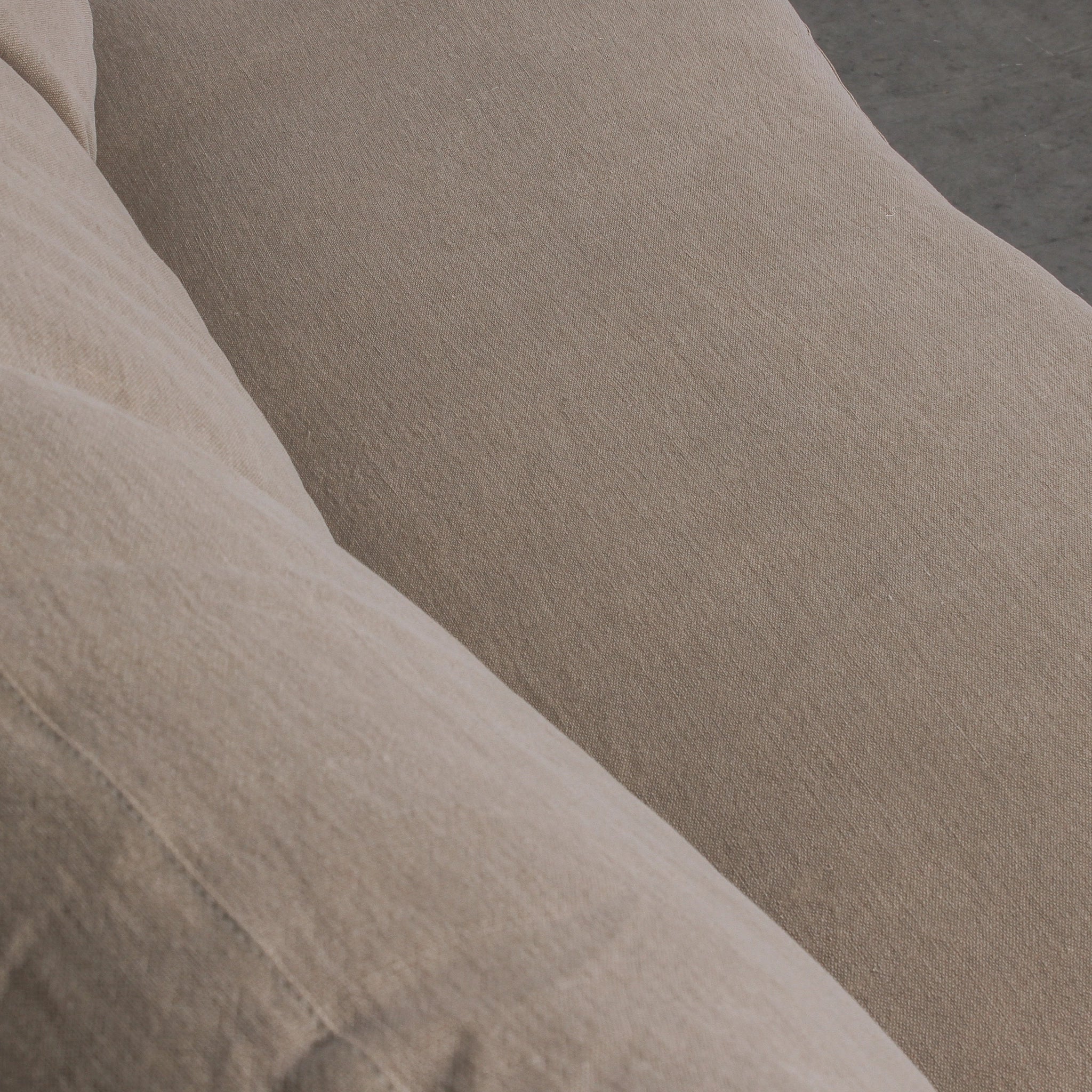 Obscura 6 Seater Sofa - Linen - Image 4