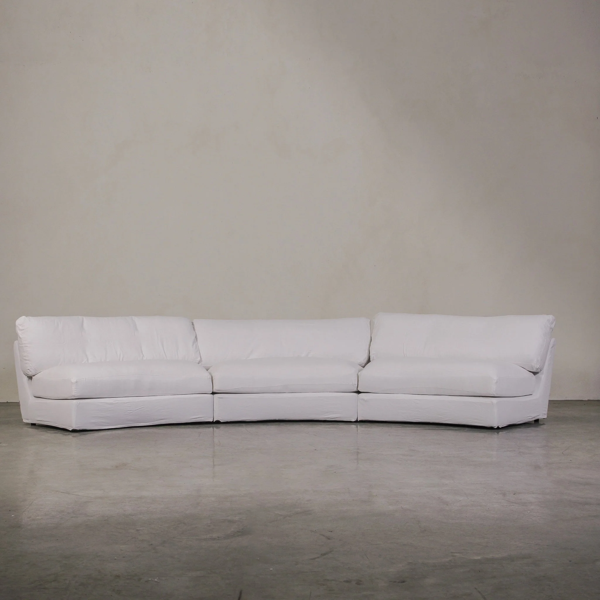 Obscura 6 Seater Sofa - White