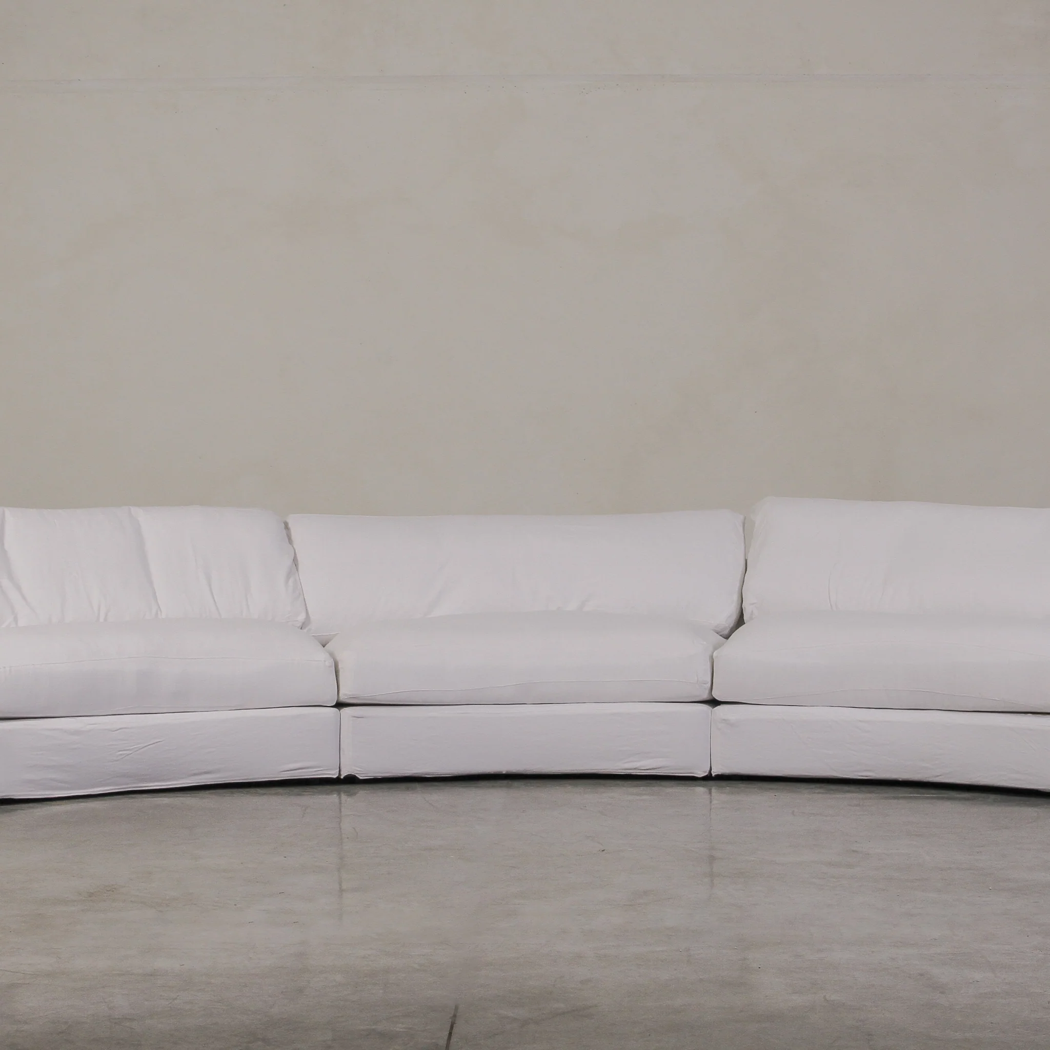 Obscura 6 Seater Sofa - White - Image 10