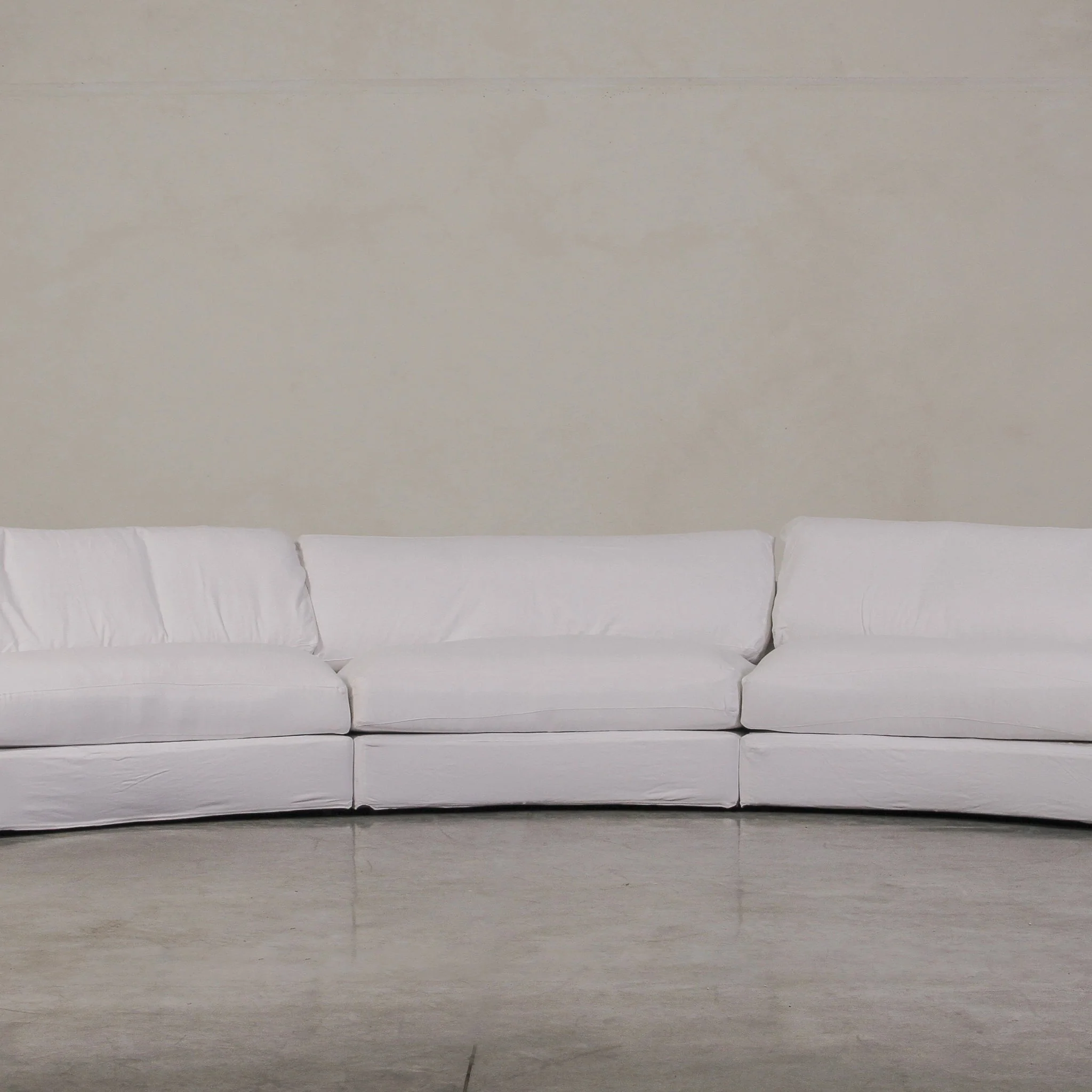 Obscura 6 Seater Sofa - White - Image 2