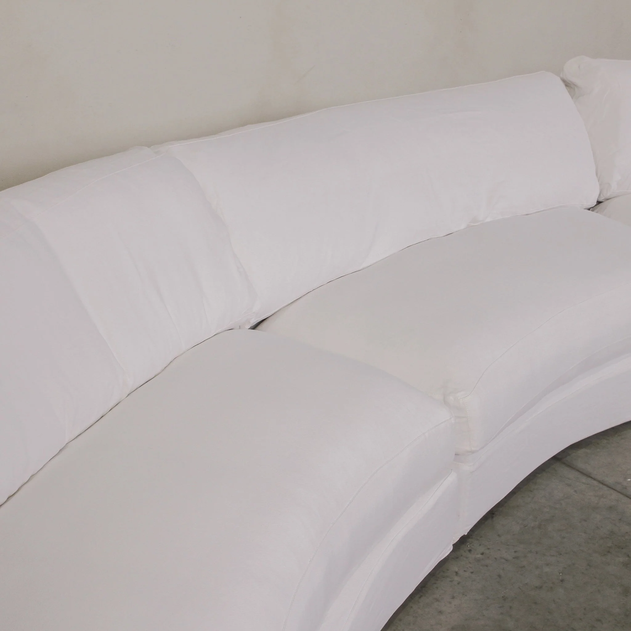 Obscura 6 Seater Sofa - White - Image 6