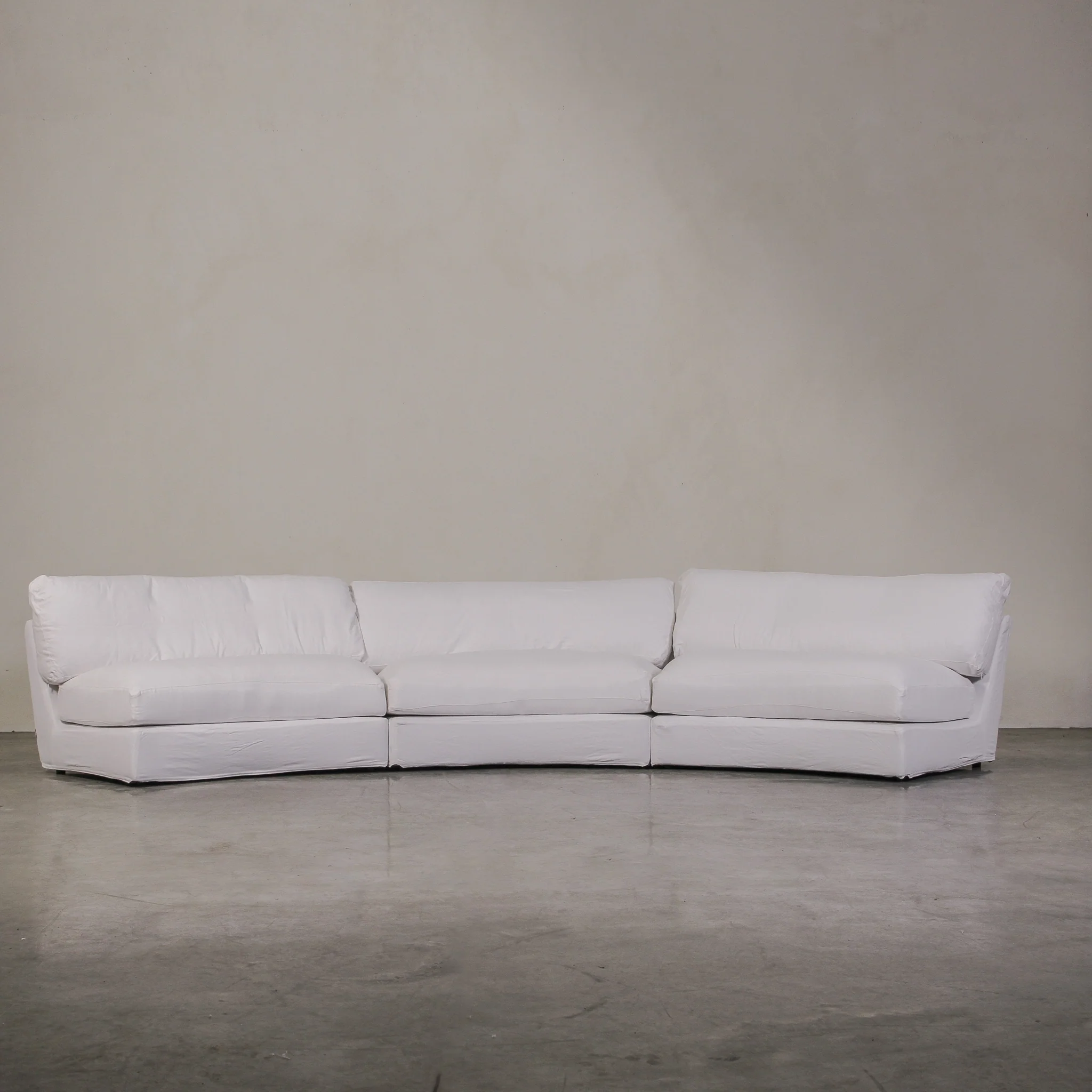 Obscura 6 Seater Sofa - White - Image 9