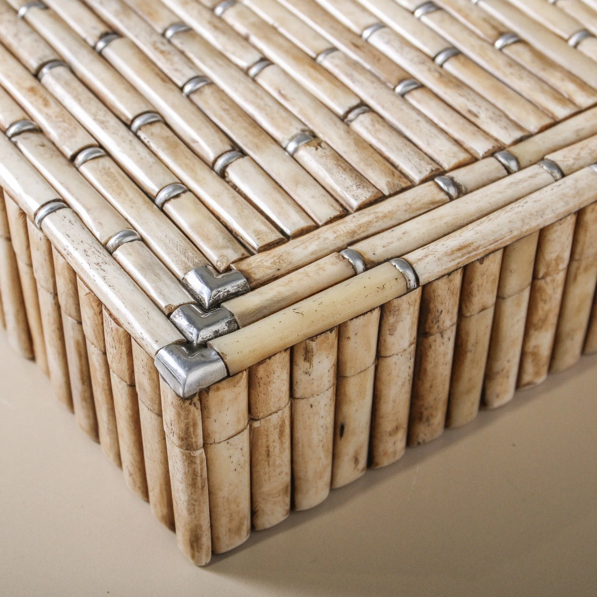 Roche Decorative Bone Box - Image 3