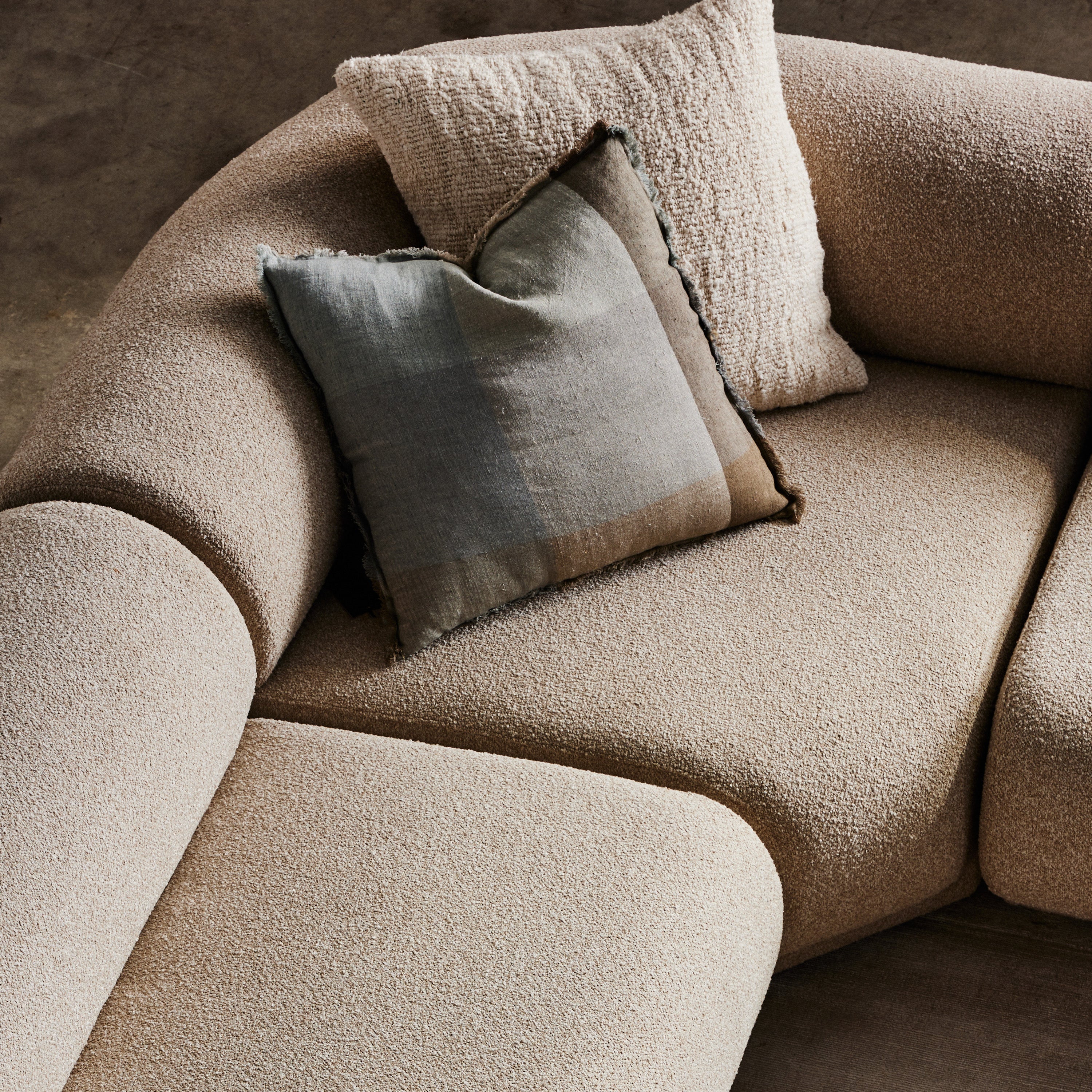 Roland Modular Sofa Beige - Image 4