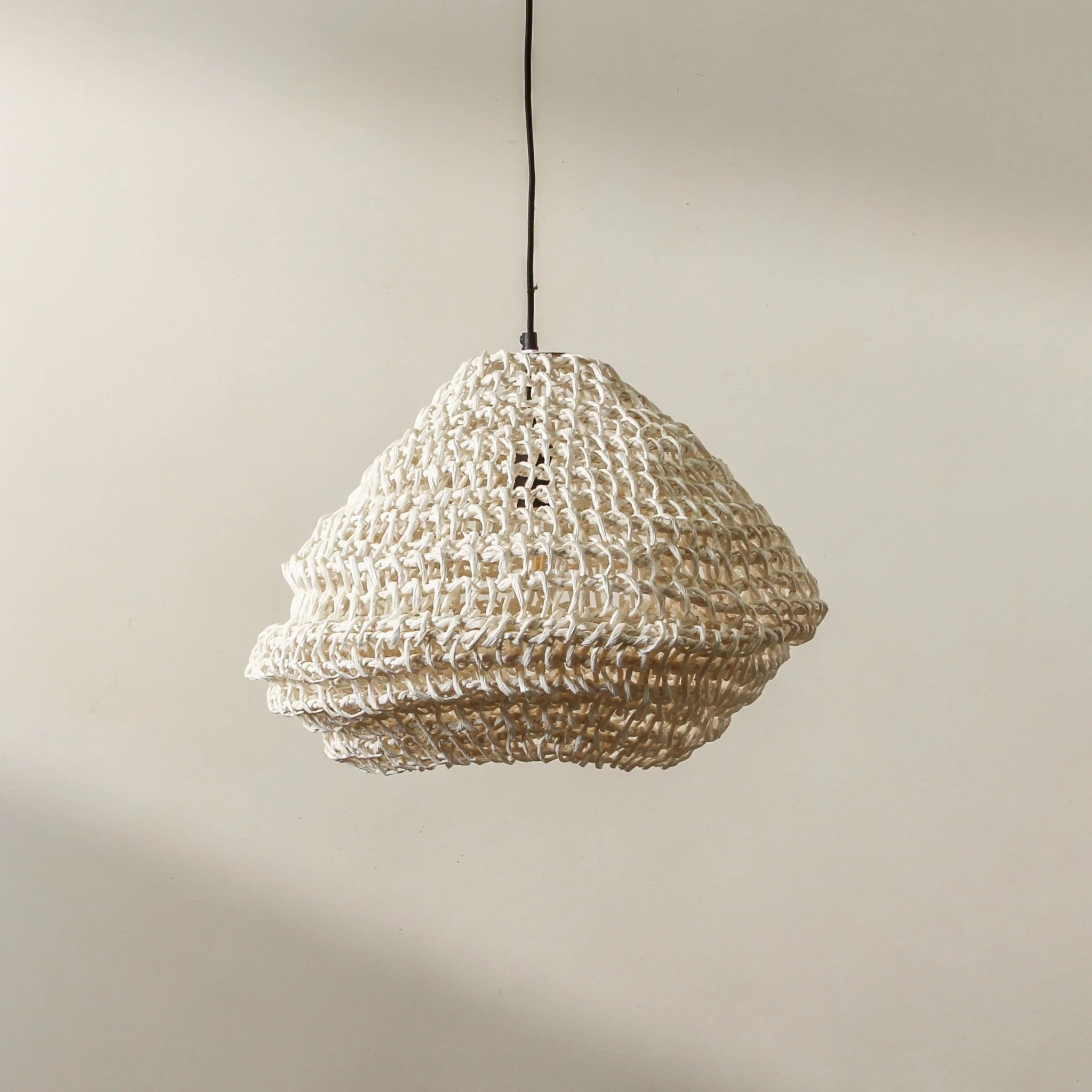 Skye Pendant White - Image 3