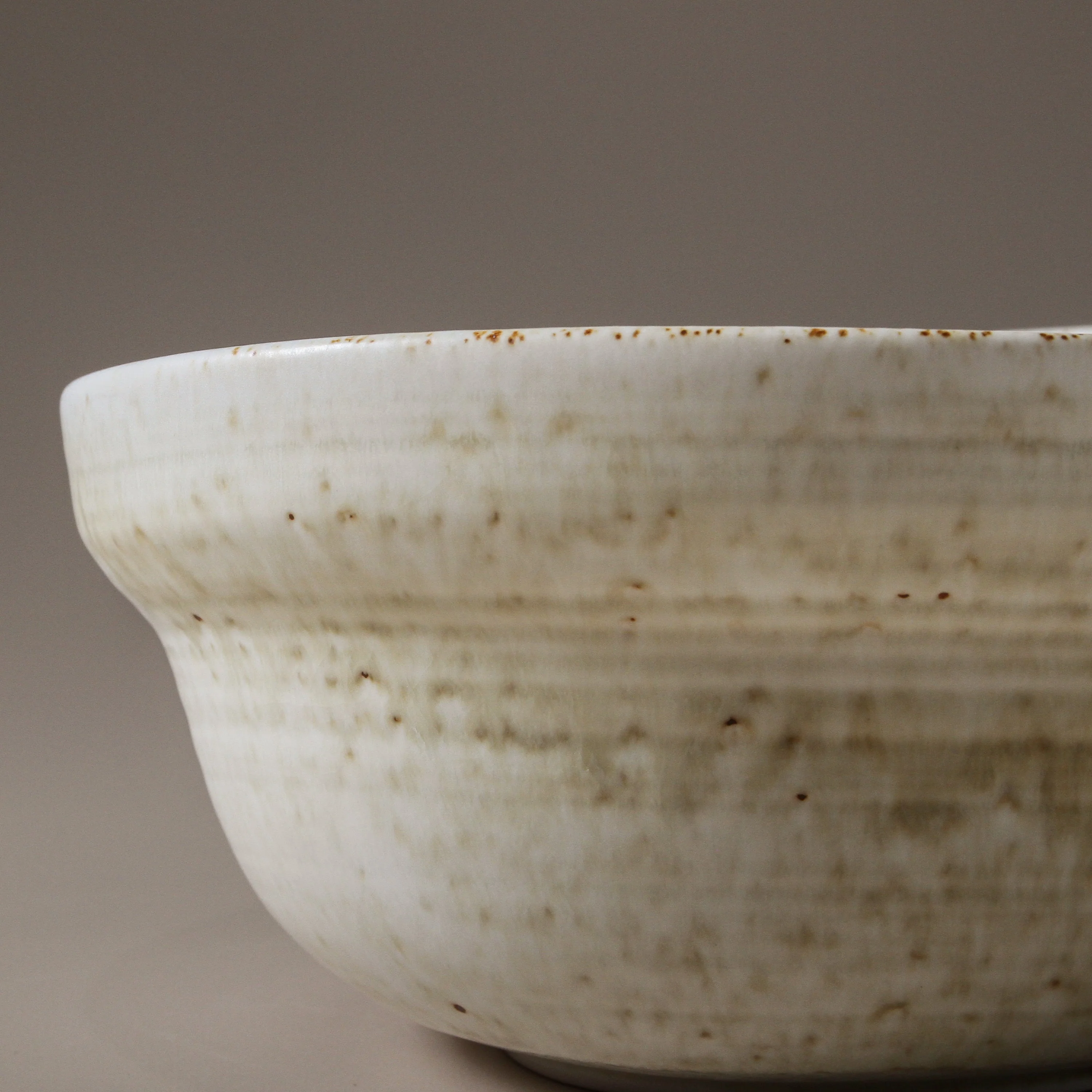 Suiki Large Serving Bowl - Image 3