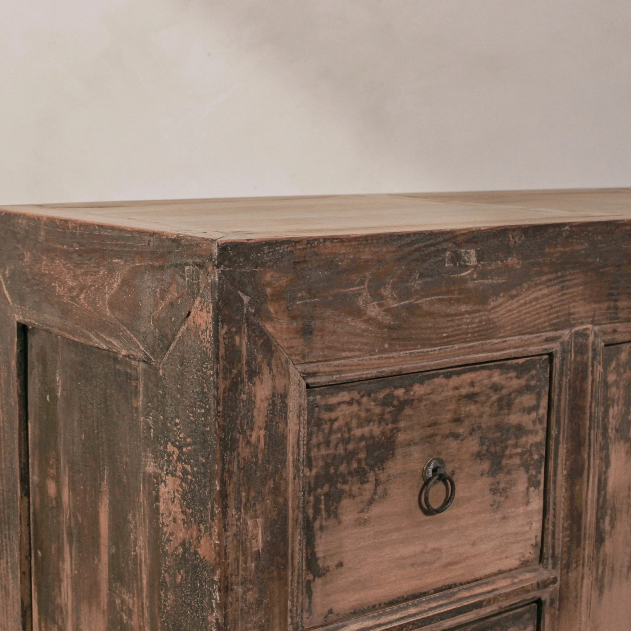 Vintage Chinese Elm Sideboard - Image 5